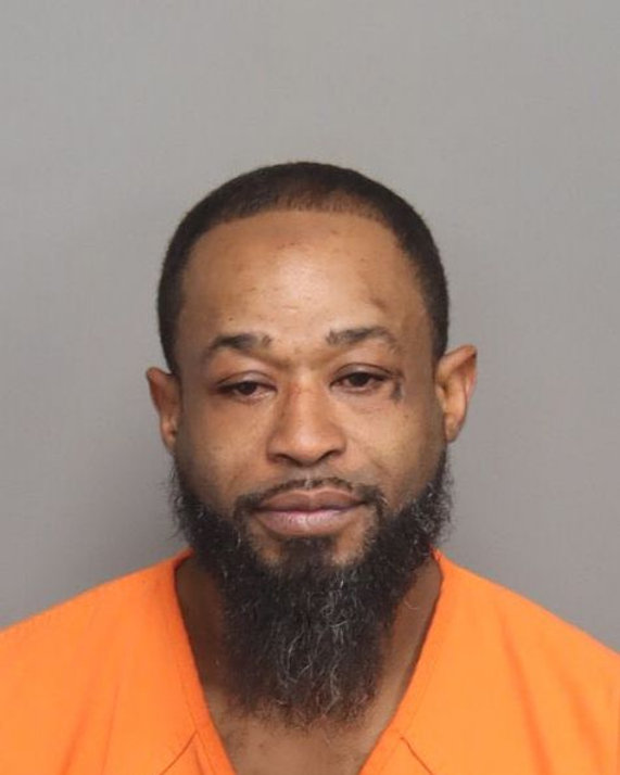 Scott Thomas Deiseroth being arrested for DUI