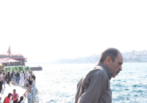 © esther nour, Istanbul, 2025, Man overlooking the sea