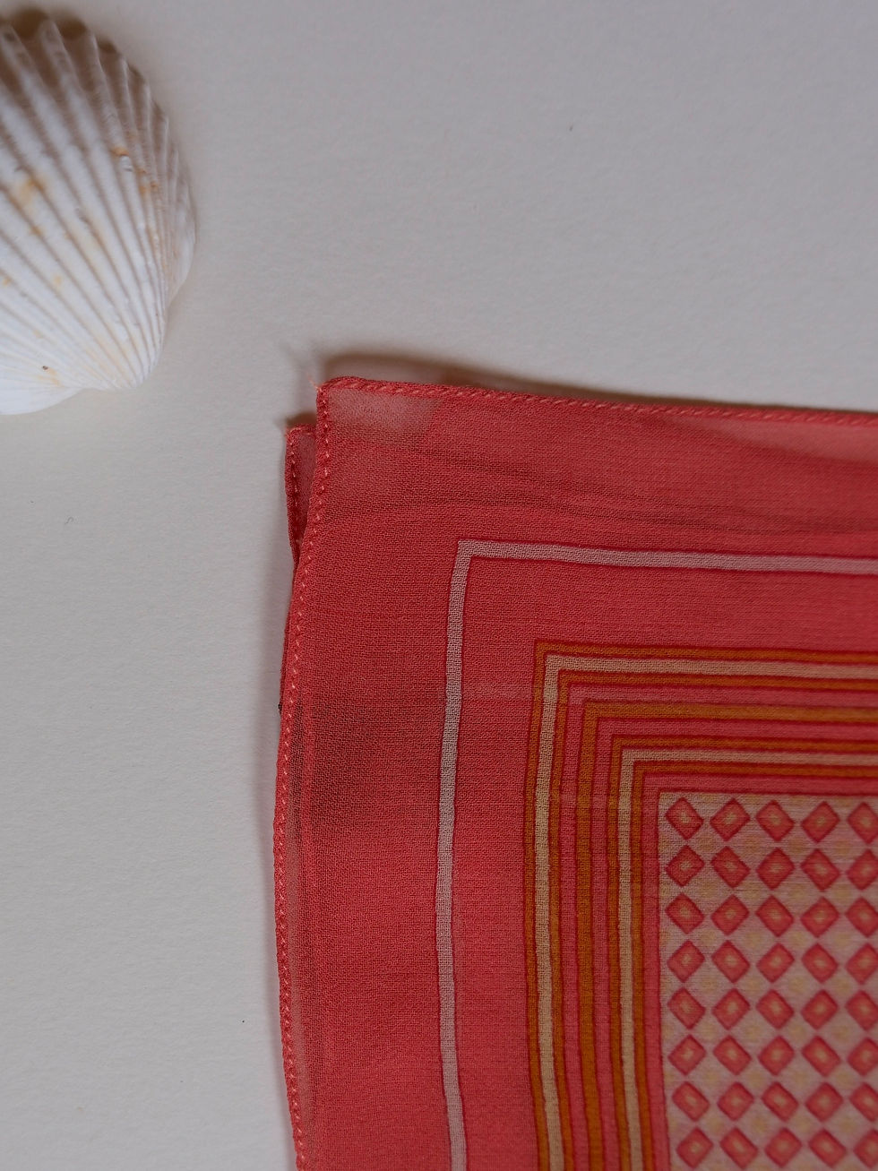 Thumbnail: the Coral scarf
