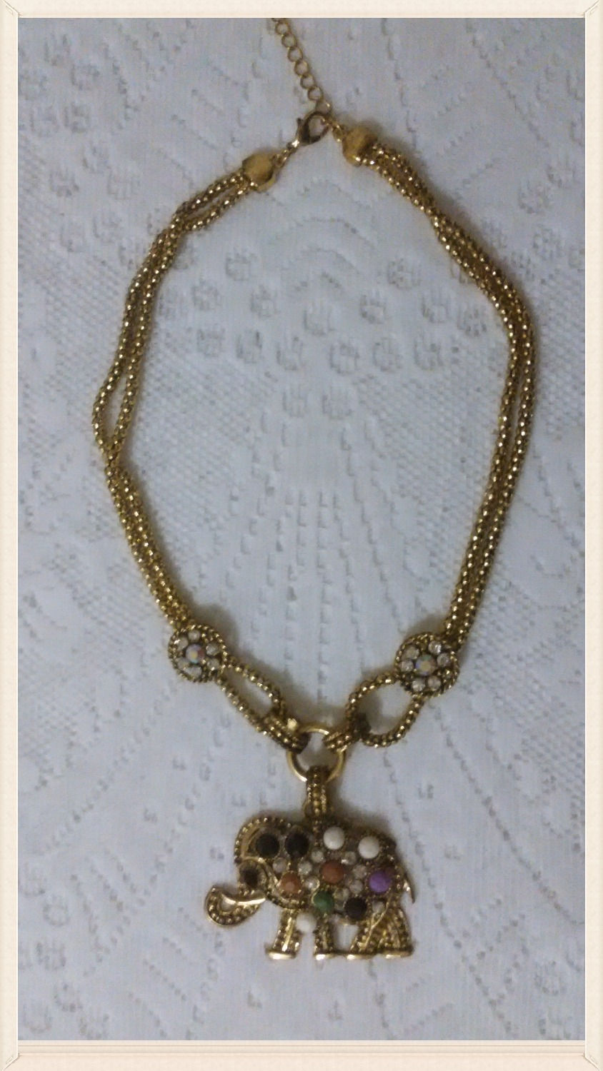 Collar Elefante de diamantes.