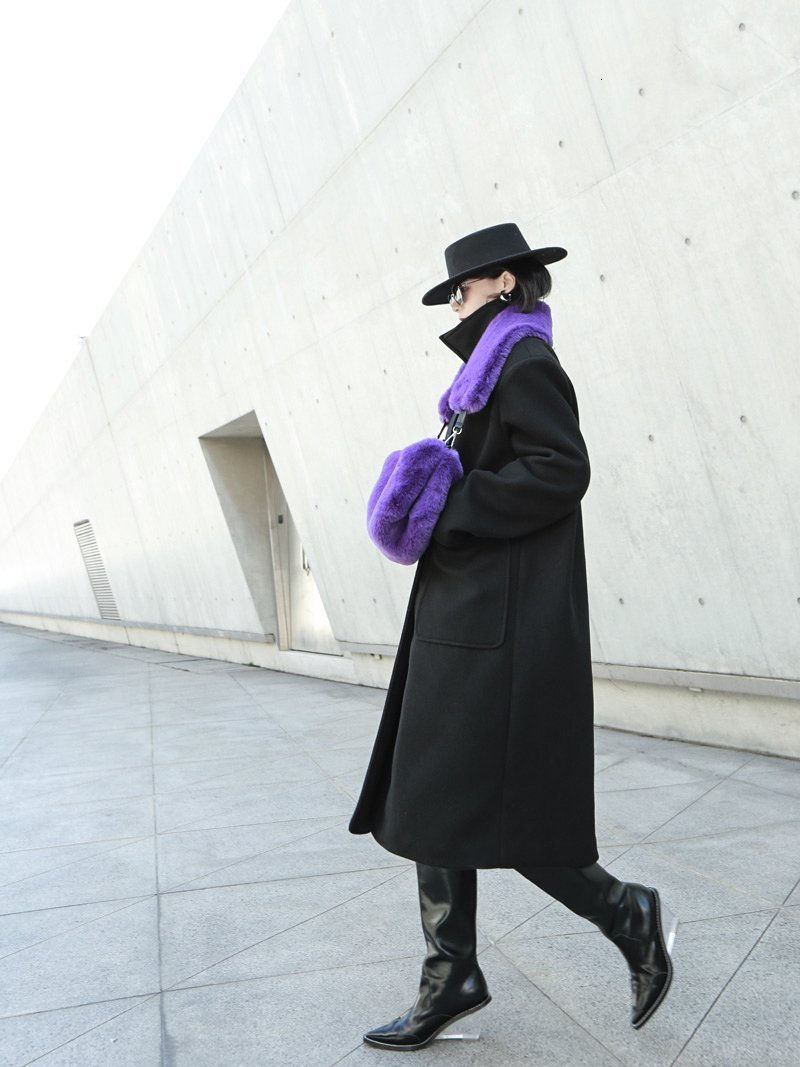 Thumbnail: Women's Tokuko Button Long Sleeve Coat with Quilted Lining