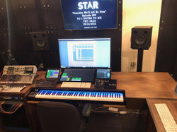 46091609_1906192639501779_71702446714094