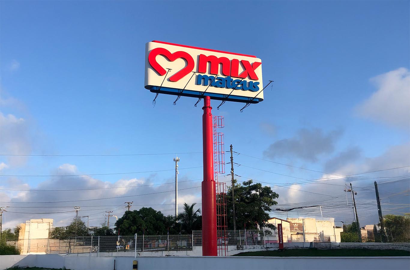 Mix Mateus.jpg