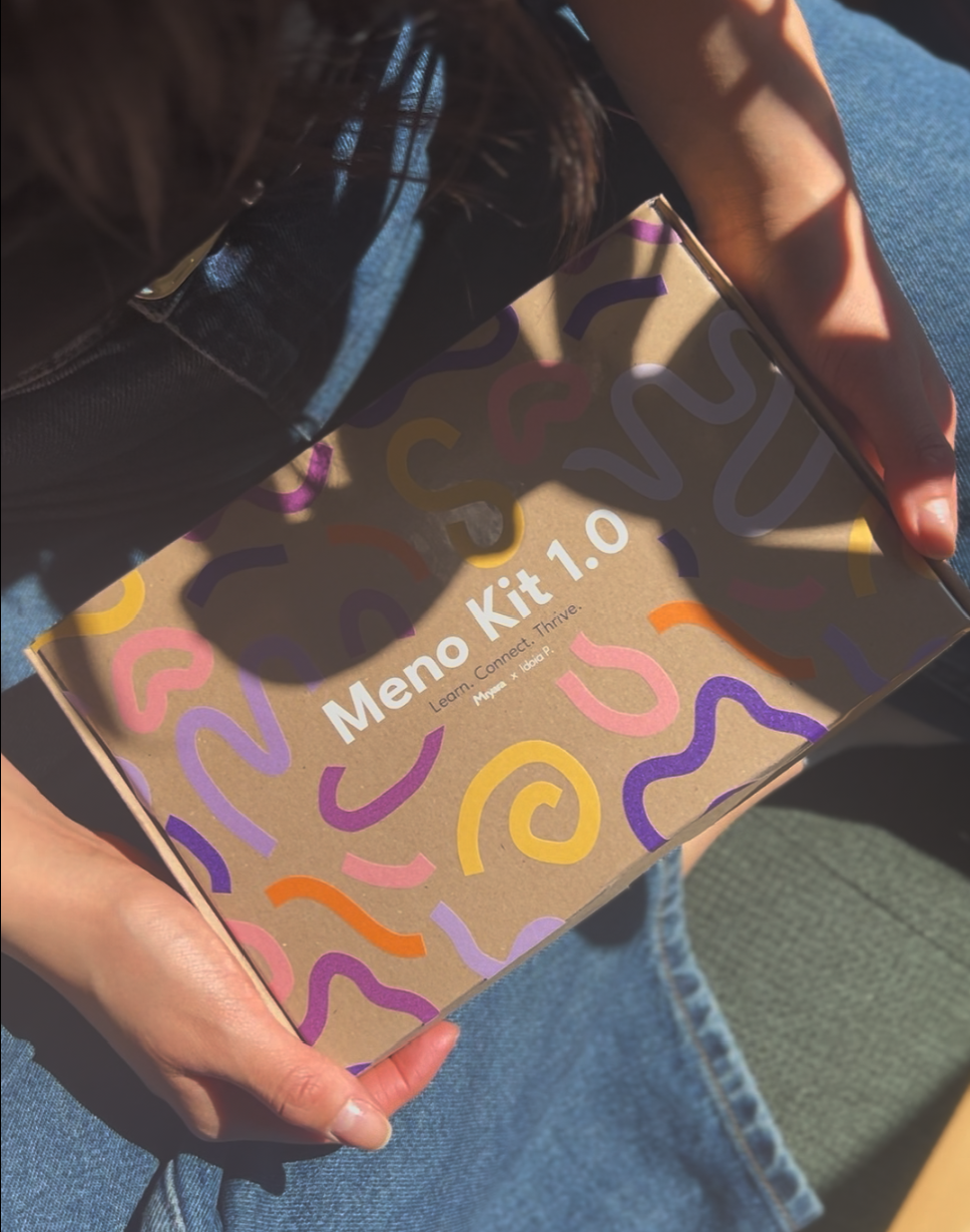holding box.png