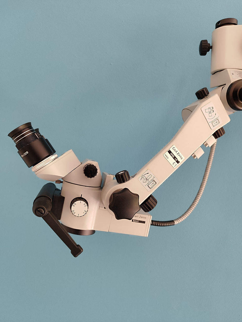 Miniatura: Carl Zeiss OPMI 111