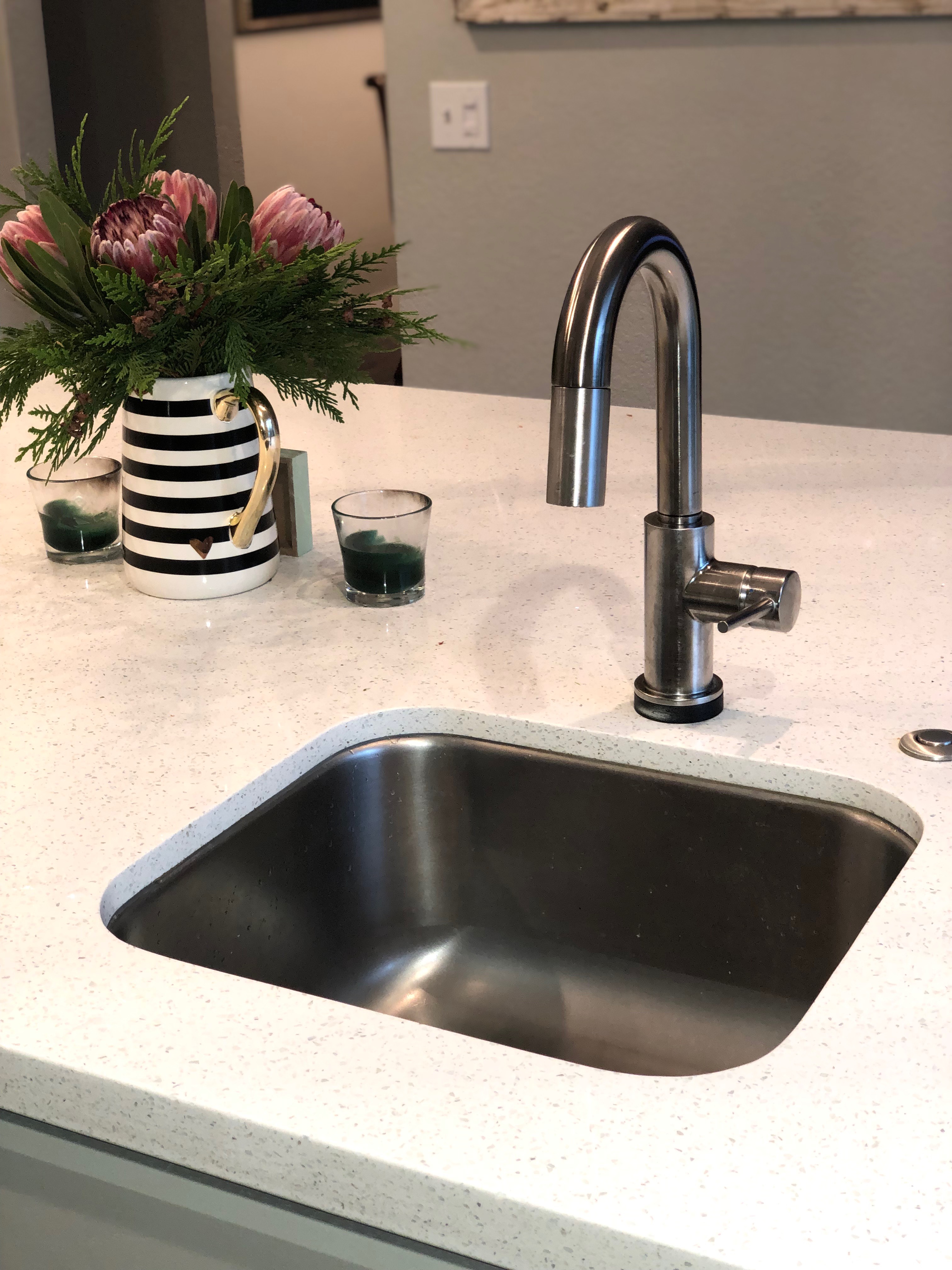 Island Kitchen Faucet | SJPI