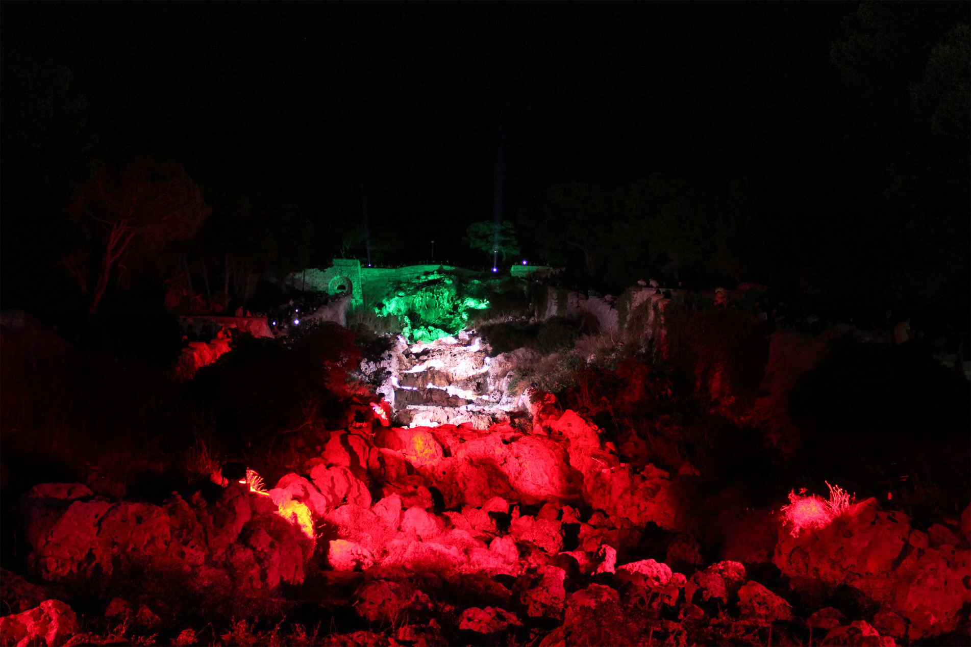 Illuminazione cascata - 2017