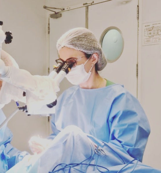 Cirurgia de estrabismo minimamente invasiva.