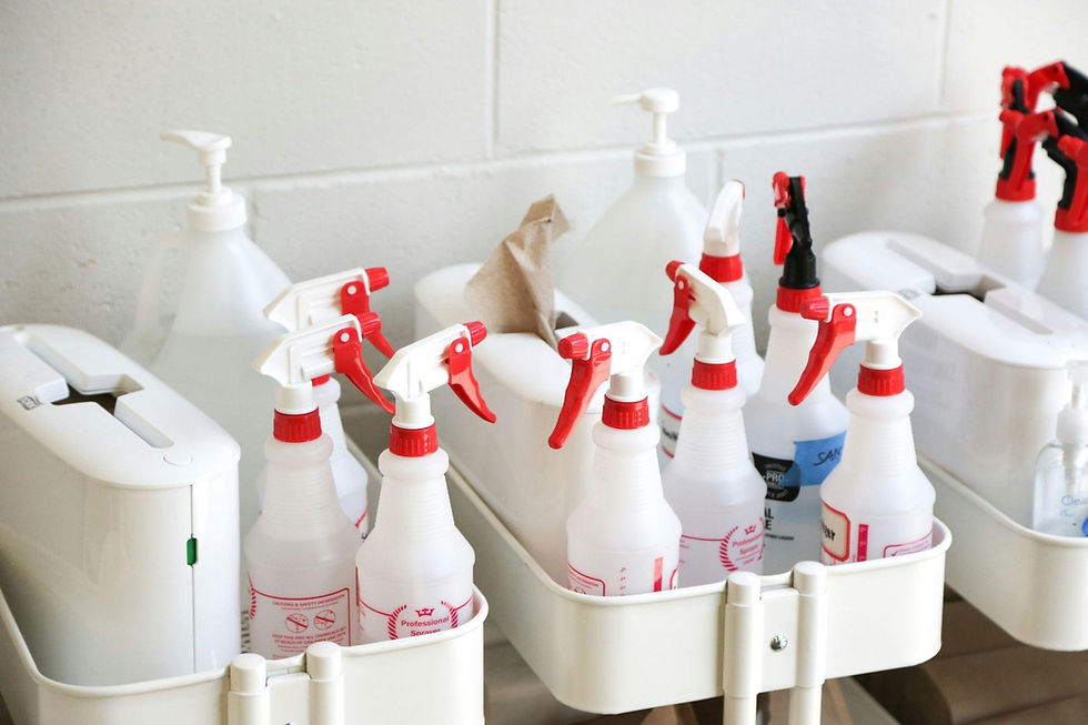 Choosing Between White Label and Private Label Cleaning Chemicals