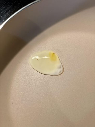 fairy egg in a pan with no yo
