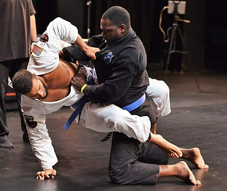 50174161_2078387838907854_2093661050581811200_n_edited.jpg