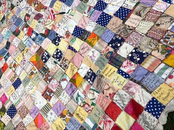 Naivelt Quilt detail.jpg