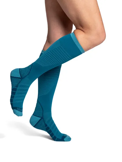 Sigvaris 430 Flow Tech 20-30 mmHg Knee Highs