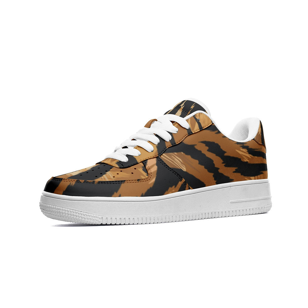 Thumbnail: Unisex Low Top Leather Sneakers