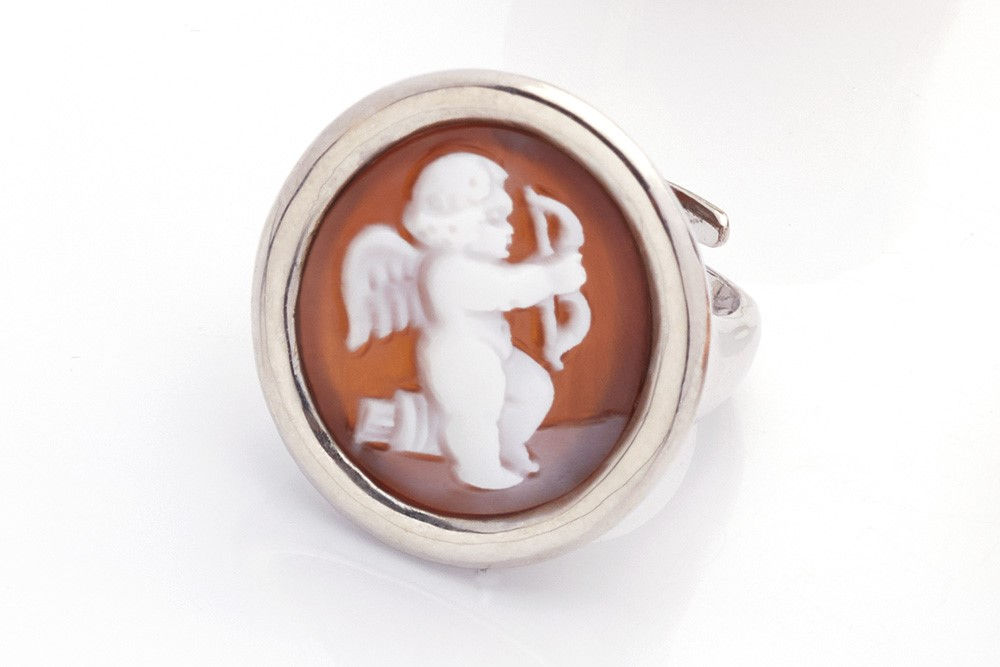 Amalfi Cameo Cherub Ring