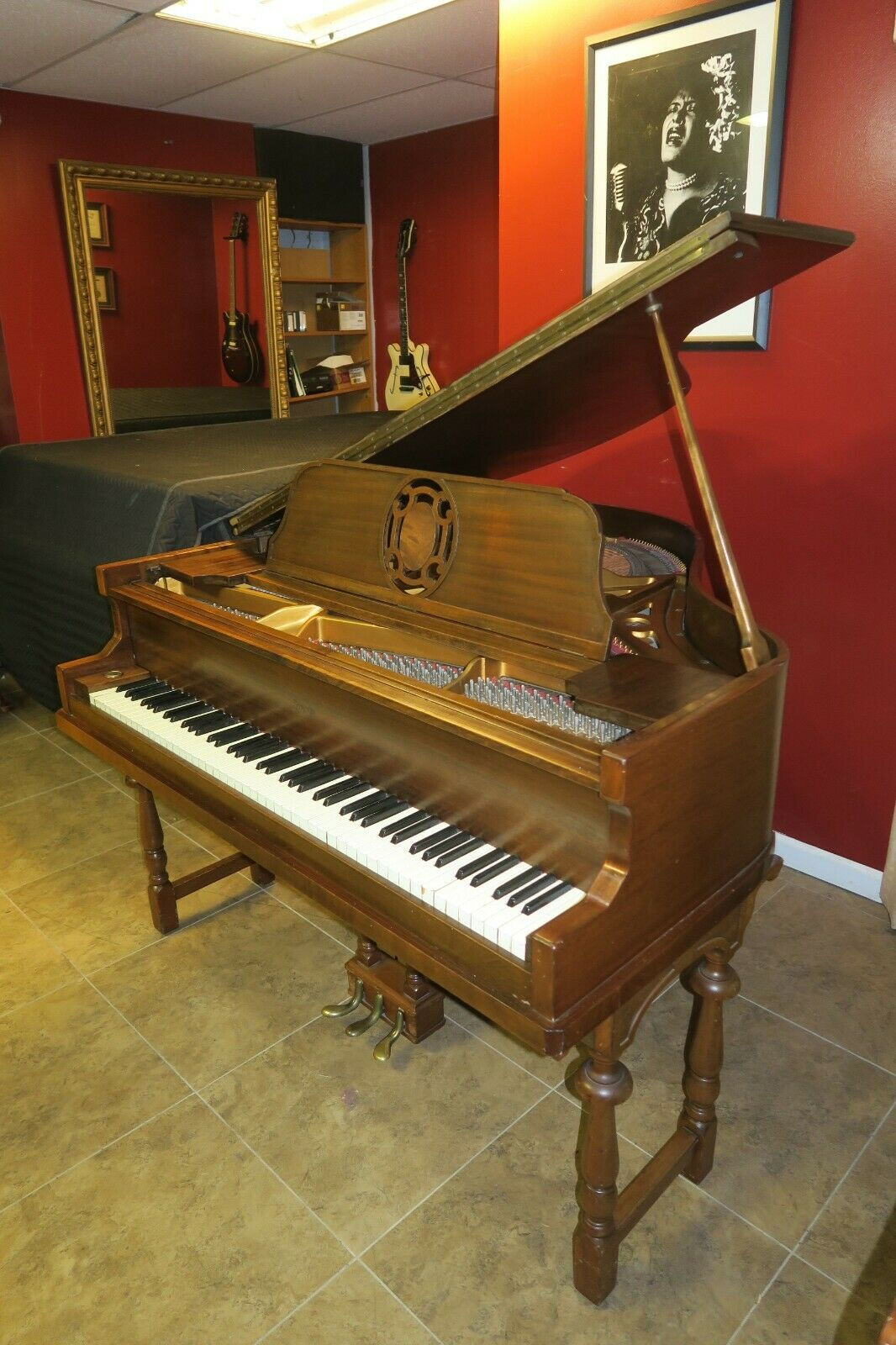Adorable Petite baby grand piano STROUD