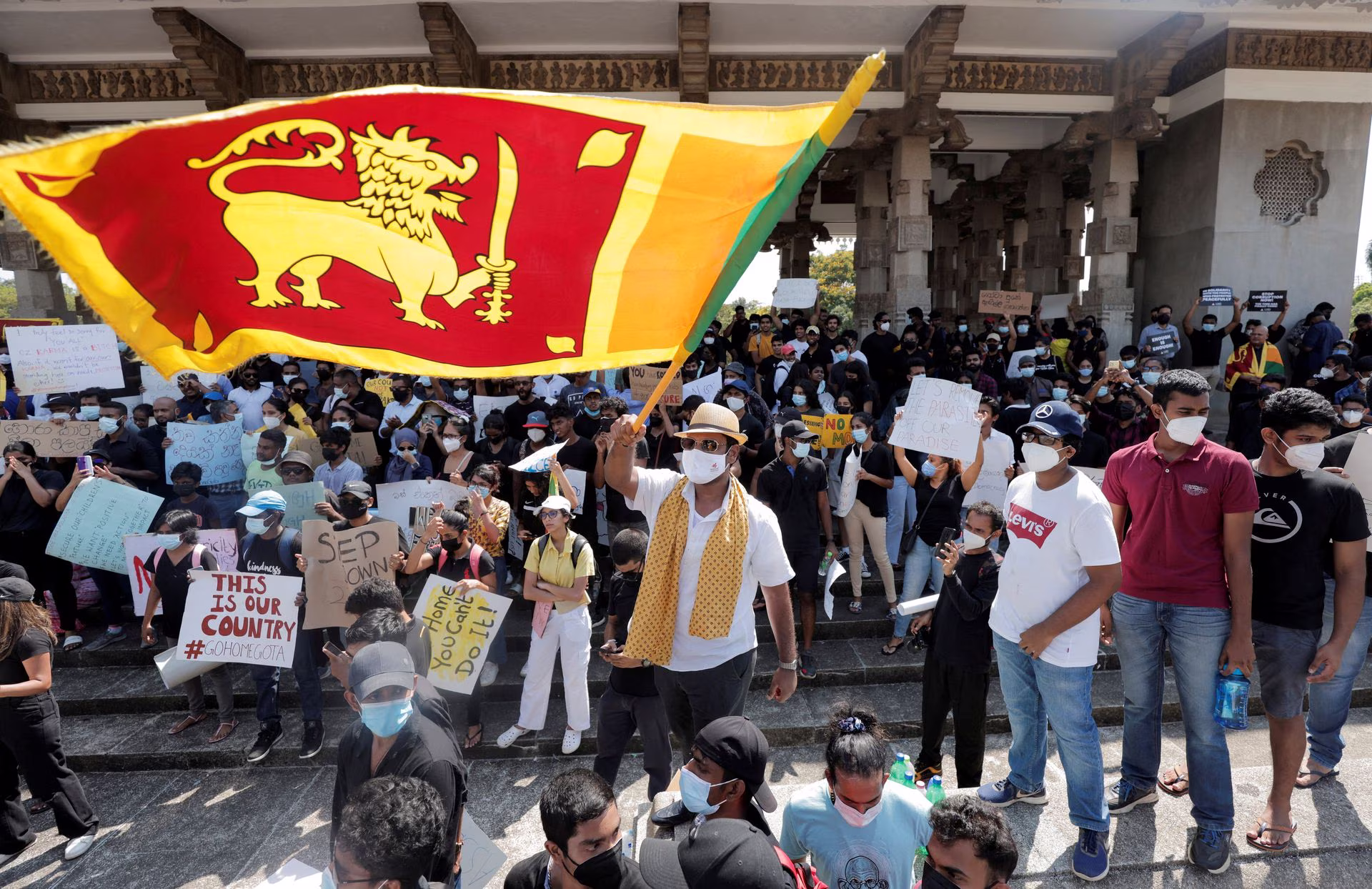 Protestors shout slogans against the Rajapaksa clan, demanding President Rajapaksa’s resignation and justice at Independence Square, Colombo.
