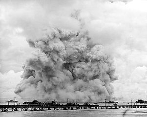 Mount Hood Explosion1.jpg