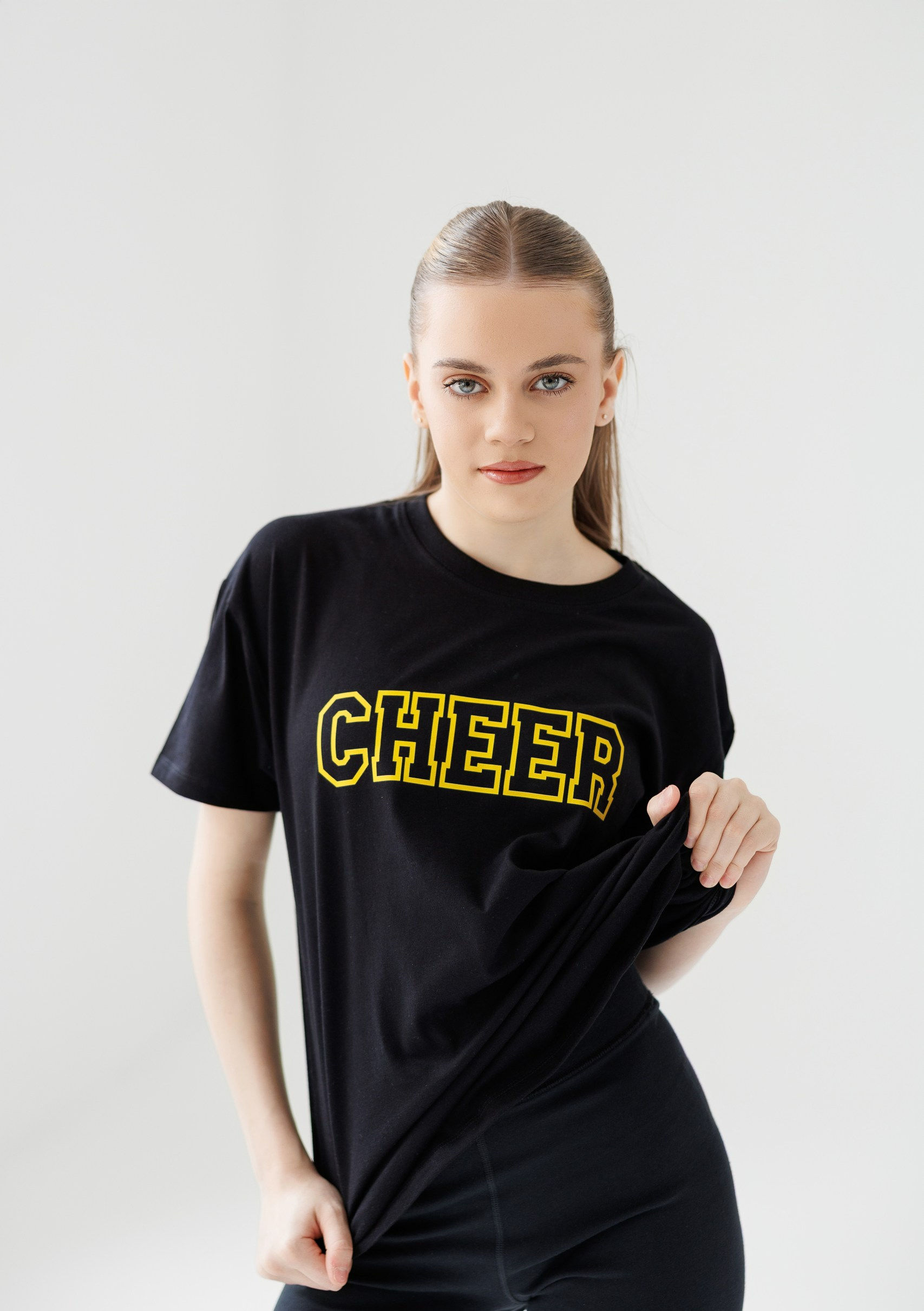 Tricou negru CHEER simplu