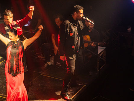 Alfonso Baysa se presentó en el Teatro Amador