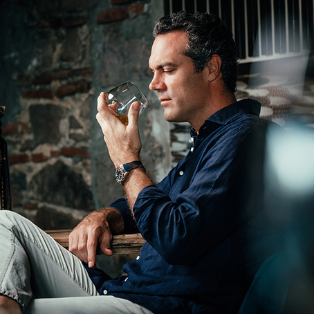 Carlos Crain:“Disfruto inmensamente compartir mi mundo del tequila con quien me rodee”