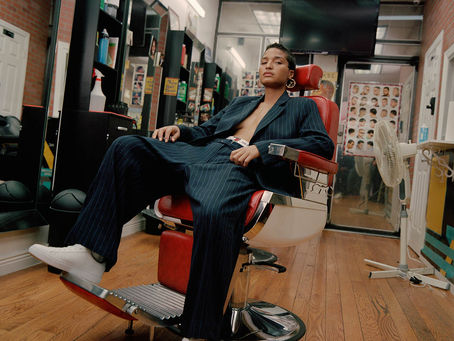 Tommy Hilfiger y la actriz y activista Indya Moore codiseñan la colección Cápsula de Género Fluido