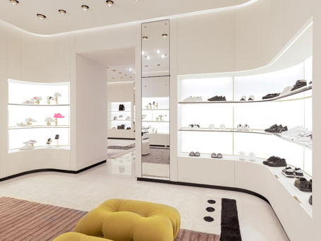 MAISON VALENTINO ABRE UNA NUEVA BOUTIQUE EN MULTIPLAZA