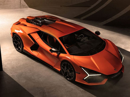 Lamborghini Revuelto: el primer superdeportivo híbrido V12 HPEV