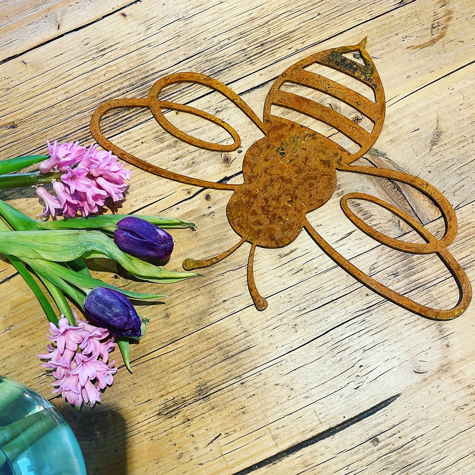 Thumbnail: Rusty Metal Rustic Bumble Bee Garden Sculpture Design Gift