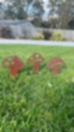 Metal Mushrooms Rutic Ruty