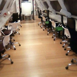 39539450_277418232859177_879669823463961