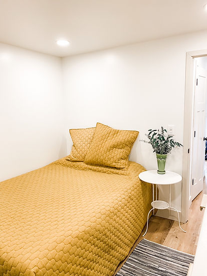 Queen bedroom