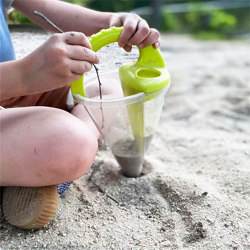 Thumbnail: Sand & Water Funnel