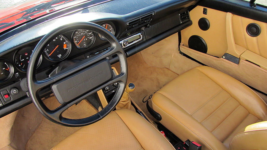 Miniaturbild: Porsche 911 Carrera Targa 3.2 1989