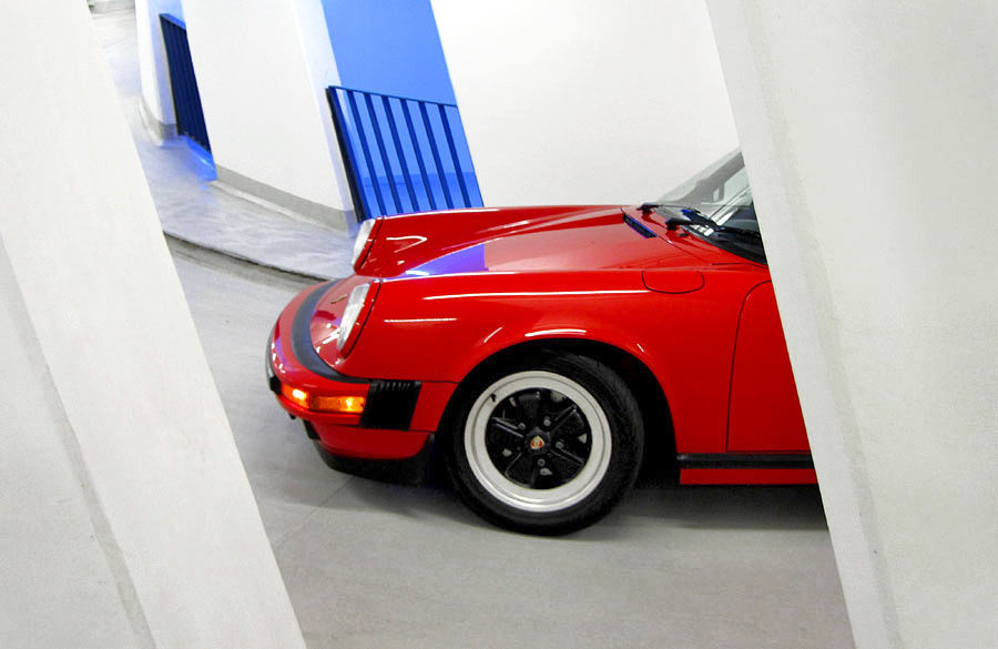Miniaturbild: Porsche 911 Carrera Targa 3.2 1989