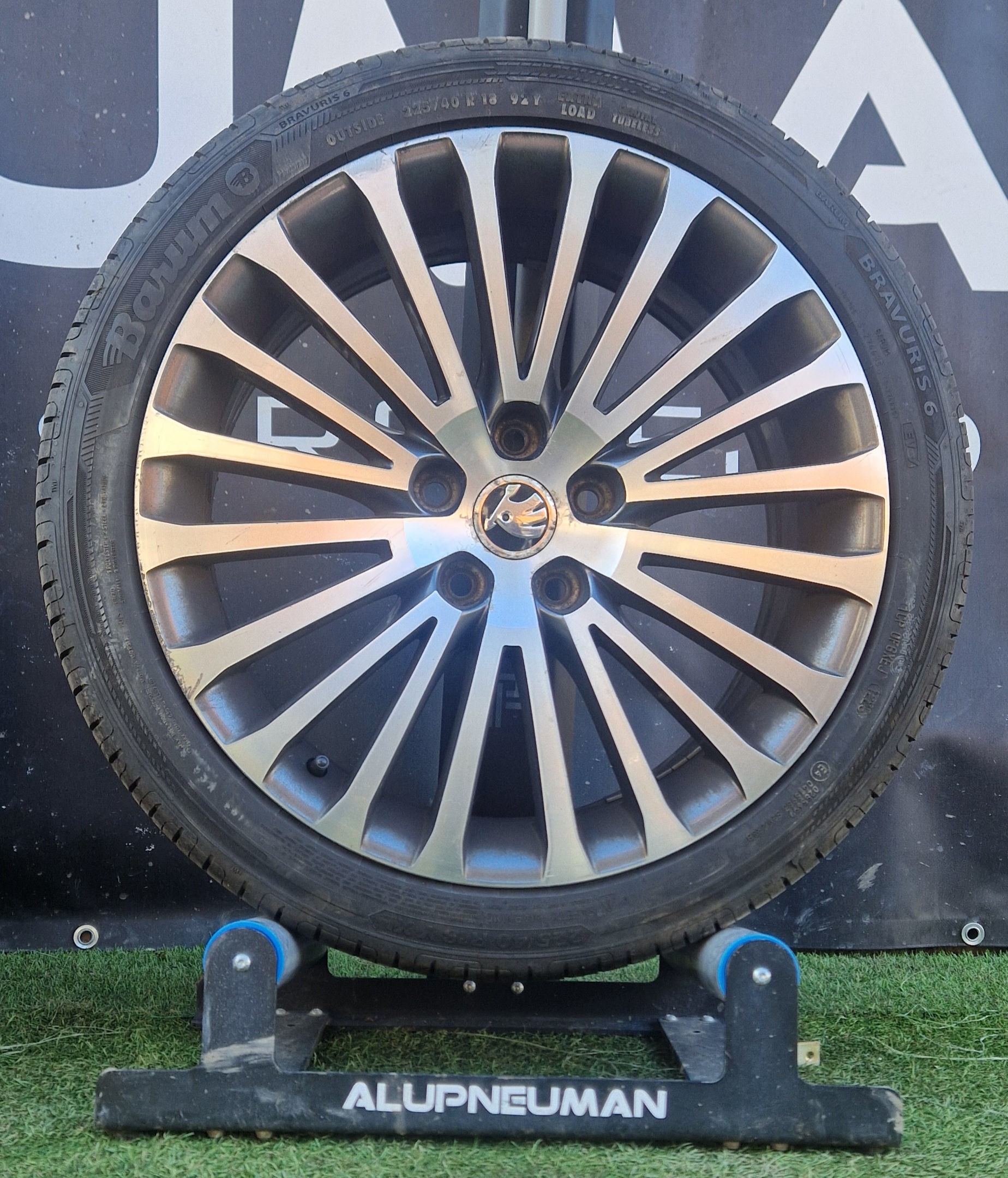 5x112 R18 superb 2 +☀️ letní pneu POUŽITÝ STAV