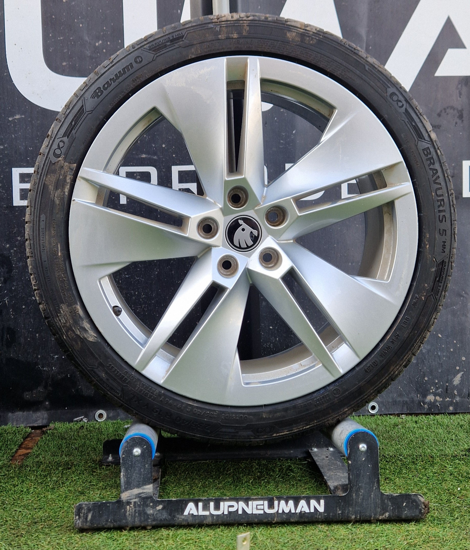 5x112 R19 skoda superb lll ☀️ letni pneu ZÁNOVNÍ STAV 