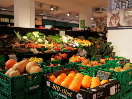 Intenção de consumo das famílias cresce pelo terceiro mês, diz CNC