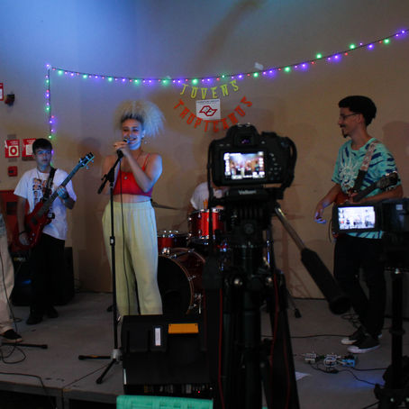#SEXTOUENTREVISTA: música com gostinho de água salgada