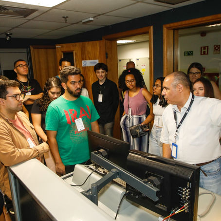 Visita dos alunos aos Estúdios da TV Record