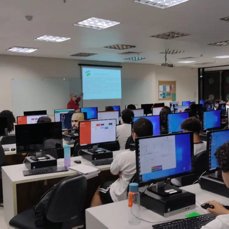 Projeto Pequeno Cidadão une alunos da UAM com escola pública da Vila Olímpia