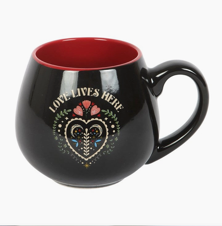 Love Lives Here Folk Heart Rounded Mug