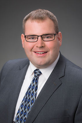 Headshot-Justin Barnhart-1451.jpg