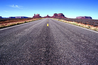 Desert%20Road_edited.jpg