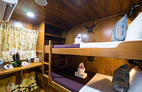 deluxe-cabin