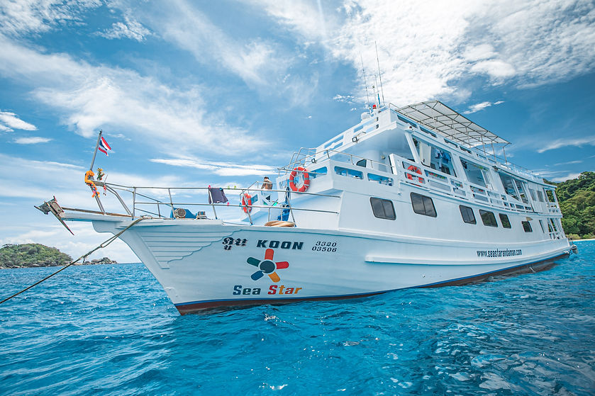Diving2D1N_Similan_Island_1.jpg