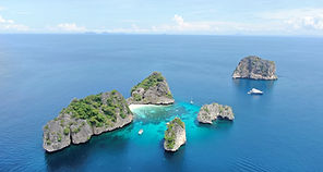 DST-Koh Haa 03.Create the best experience and memories in South Andaman with the best AQUA THAILAND liveaboard in Thailand T