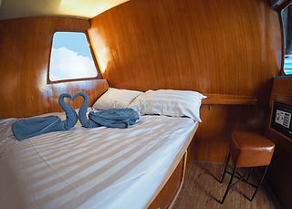 GG-Deluxe Cabin.JPG