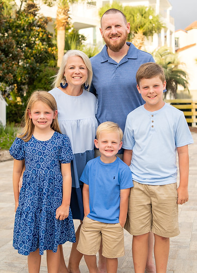 Cantrell Family - Beach 2024.jpg