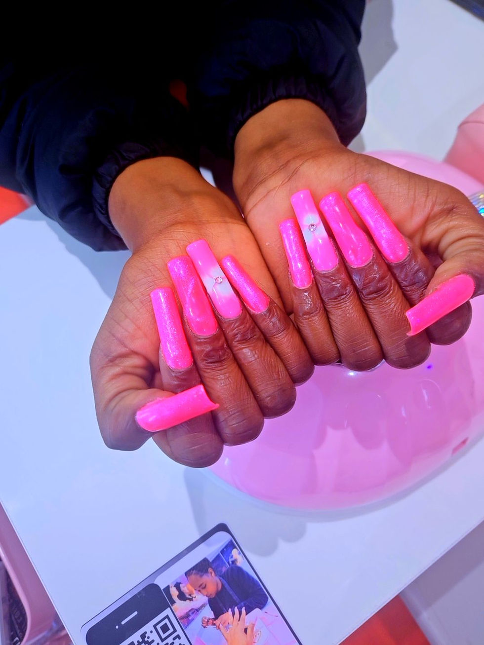 Thumbnail: professional nails